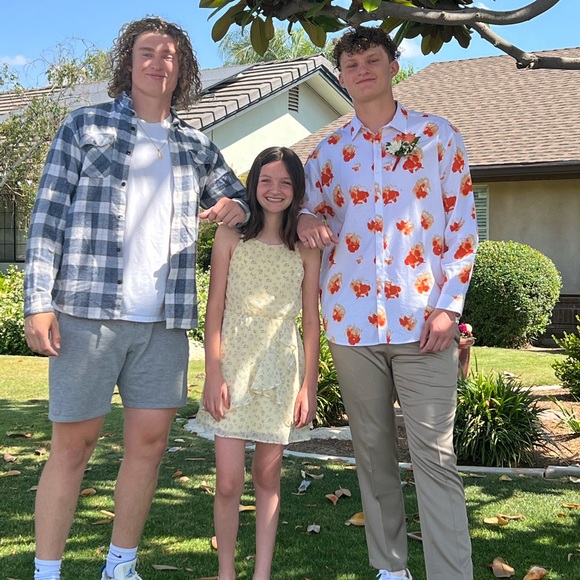 Meet your Posher, Aerin Michelle & Stacy - Picture 11 of 13